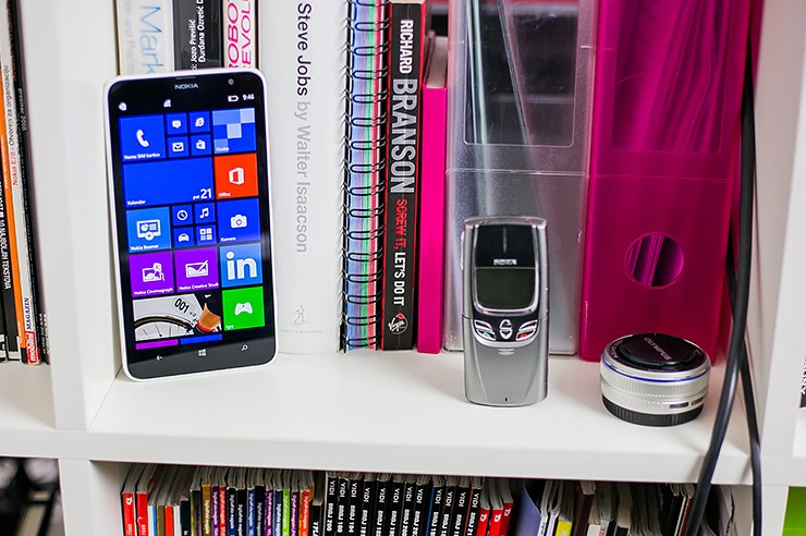 Nokia Lumia 1320 (17).jpg
